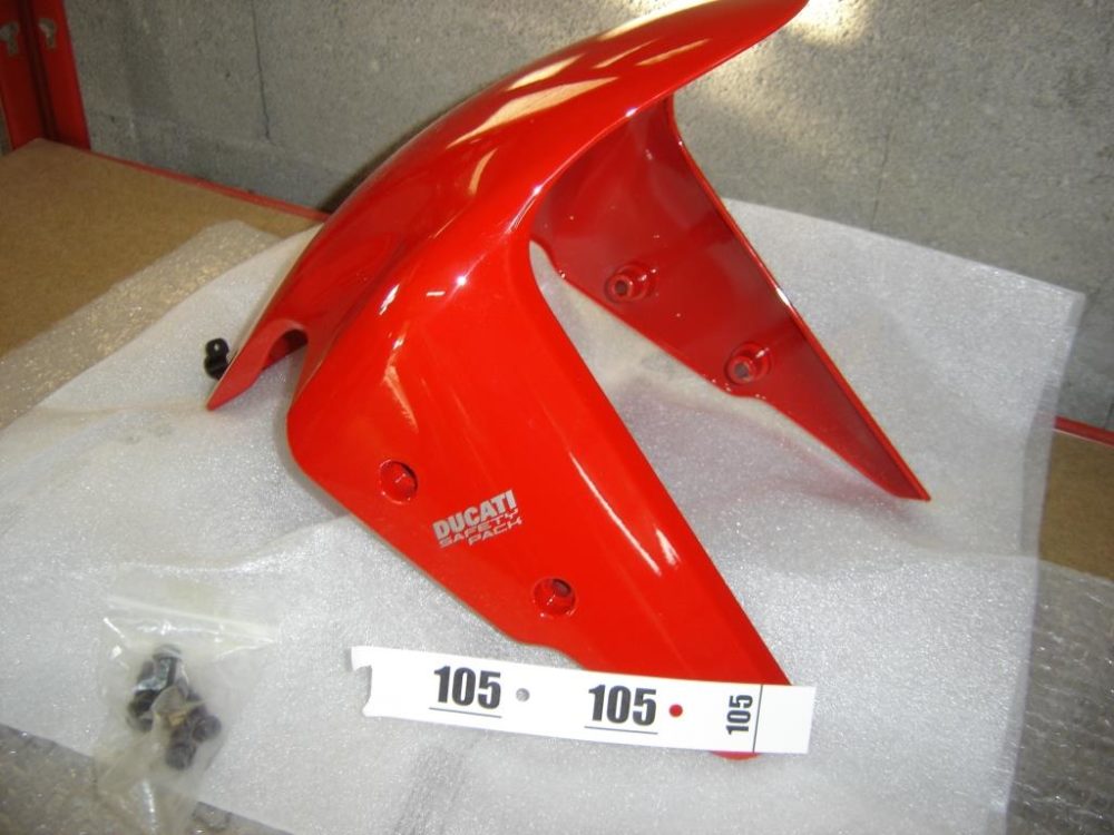 Garde boue avant Ducati